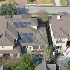 德克萨斯州的贝勒尔有更多的太阳能