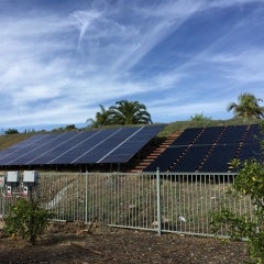 10.9千瓦太阳能电力系统在Vista，加利福尼亚州